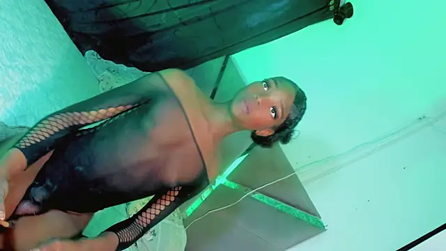 Keily_Tsx1