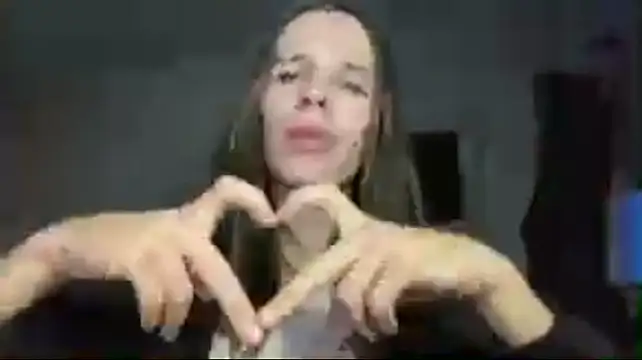 HotFemBooy webcam