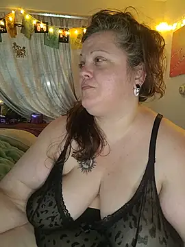 ticklesquirt live cam on StripChat