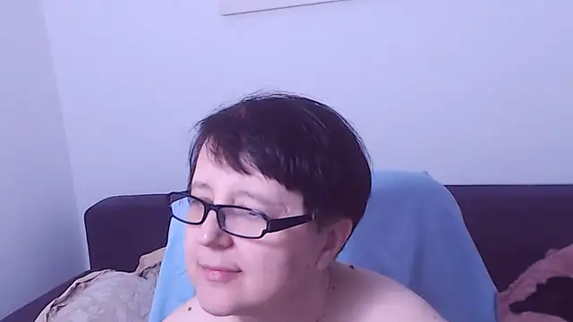 ChristaRose live cam on StripChat