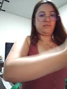 samm_curvy live cam on StripChat
