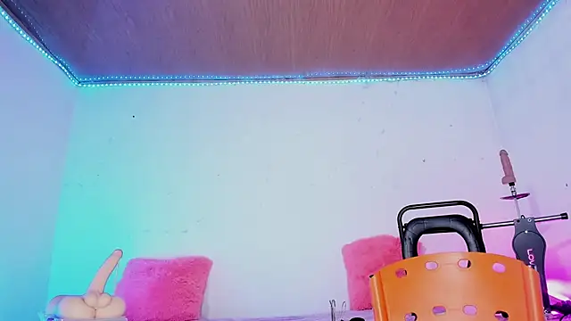 karol_stom (Ask my age) - CHINESE BALLS IN ASS DEEP