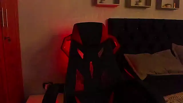 tyler_hank01