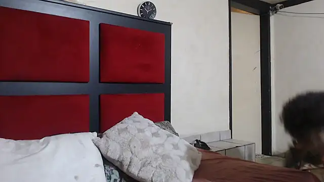 MaximTease24