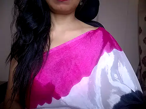 Alayna9