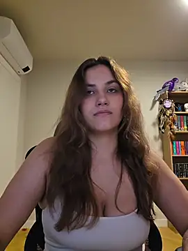 MiaRides19 live cam on StripChat