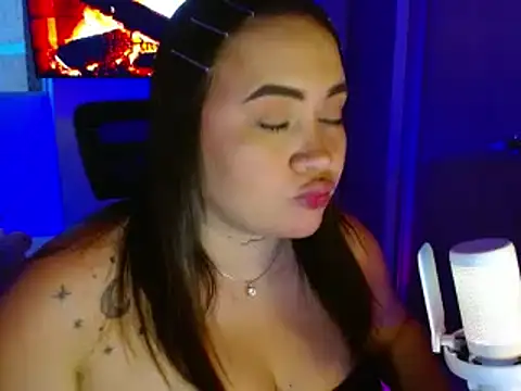 olive3_ live cam on StripChat