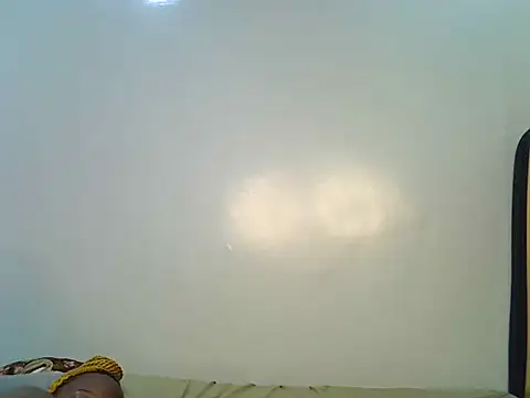 Nova_bliss2 live cam on StripChat