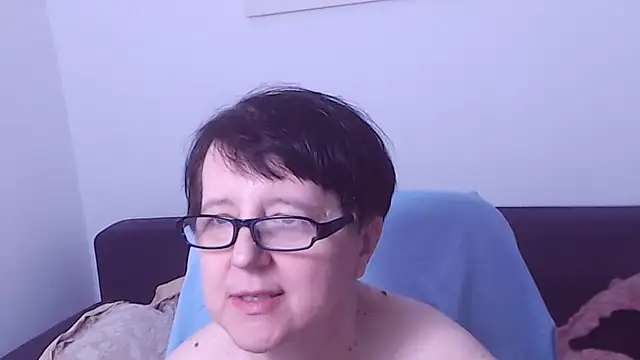 ChristaRose live cam on StripChat