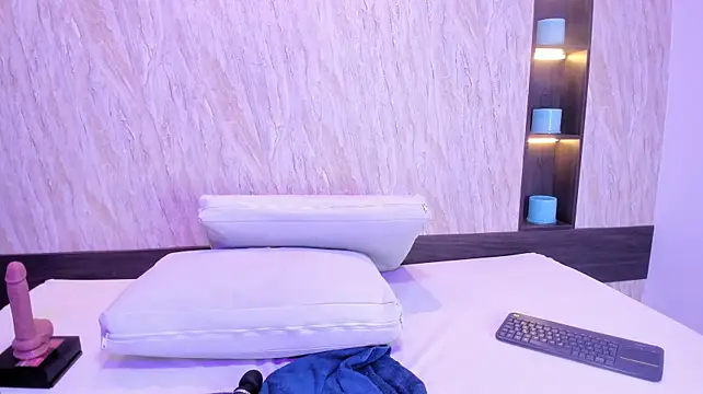 vivi_nash