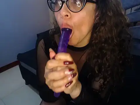 shaniarosefon