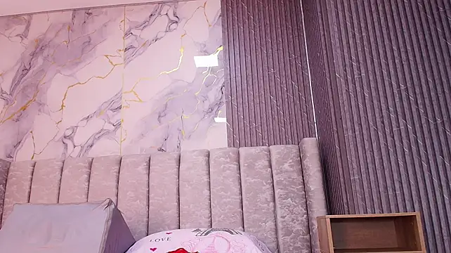 timkerbell_ live cam on StripChat