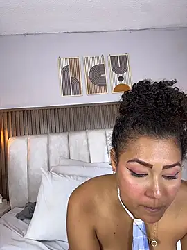 Ashleyy23x live cam on StripChat
