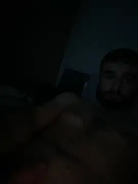 yourstrulykingryan live cam on StripChat