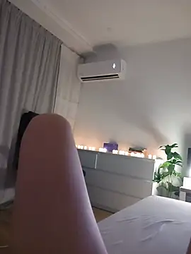 LauraDelightX