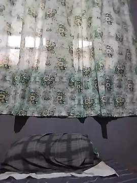 HotNikki4u live cam preview