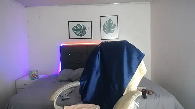 selena_yourmilf