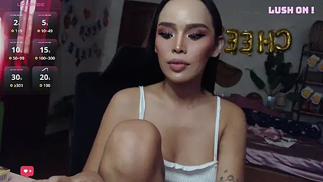 LooveLolitaa69 webcam