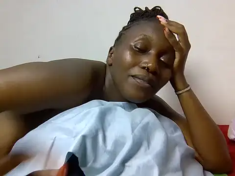 ebonypetitepretiest