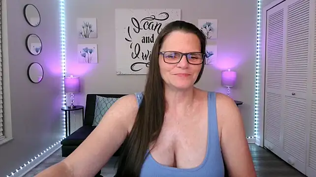 ClassySamantha live cam preview