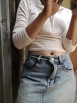 Thobaby112 live cam on StripChat
