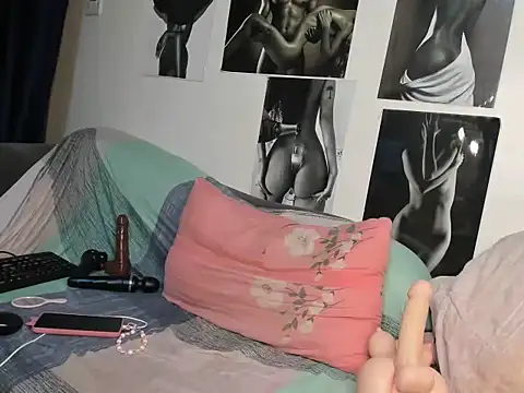 tinydolll