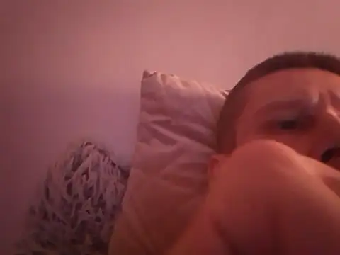 OioiJajaTJStrongKutasen live cam preview