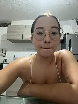AliciaWhite_nt