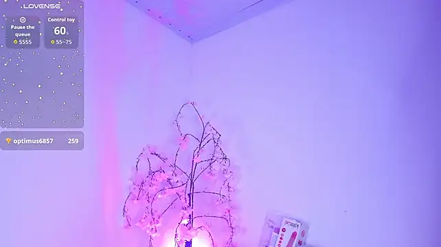 TifanyWhite_