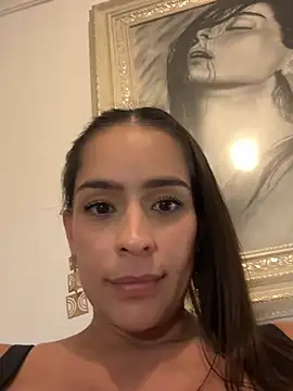Mau_White live cam