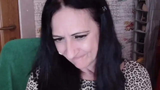 DebraMilf