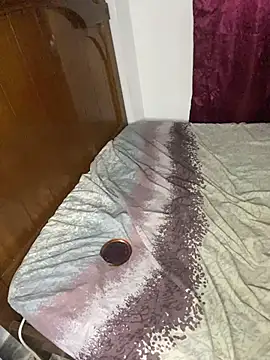 Vennuss_555 live sex cam