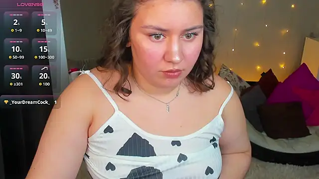 MayaRaay live cam on StripChat