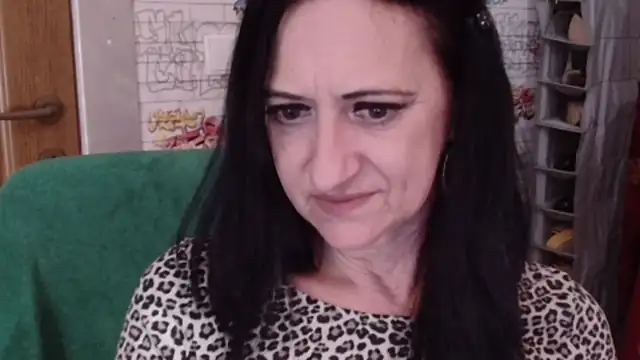 DebraMilf