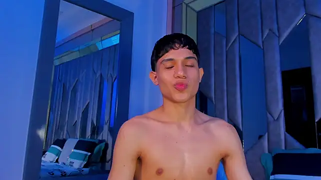 Sebax_Young live sex cam