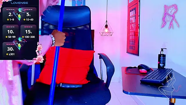hilary_banks1