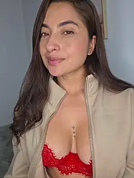 Eva_Rousses