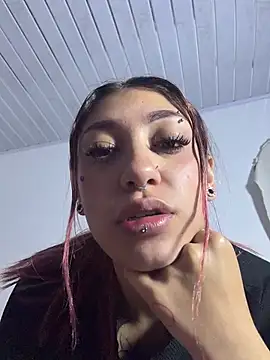 Violet_Monroe_