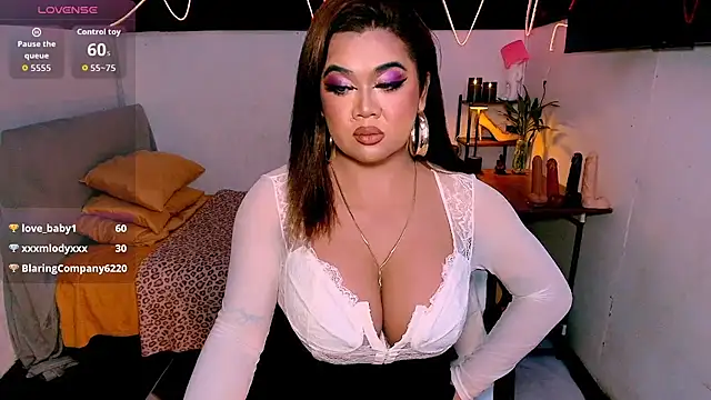 asiankatyhuge