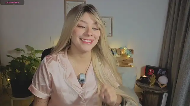 LucyMoanss