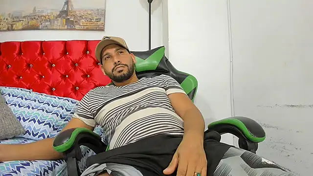 luis_23hot