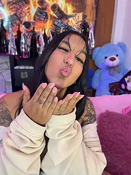 Tamara_Roberts1