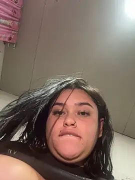 chicamilk live cam