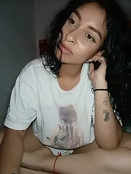 Lynna Dear (Lynna_Dear)