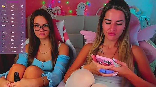 hotty_girls_here