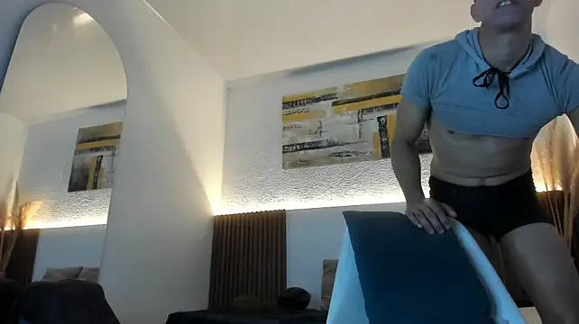 jean_sneider live cam on StripChat