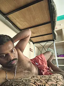 Vijayanbigc live cam on StripChat