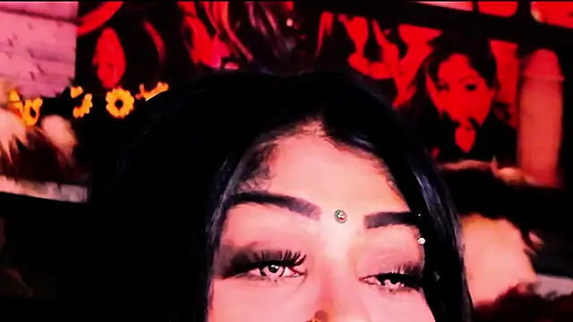 indian_dreamgirl live cam