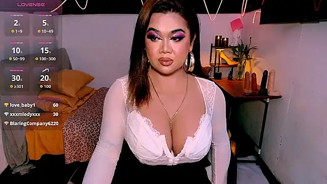 asiankatyhuge