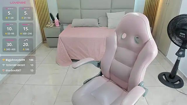 Zuleika_slim live